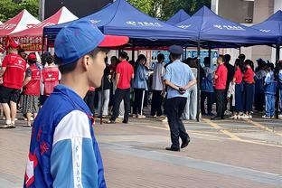 努涅斯本场数据：4次关键传球，2次射门0射正，评分7.1分